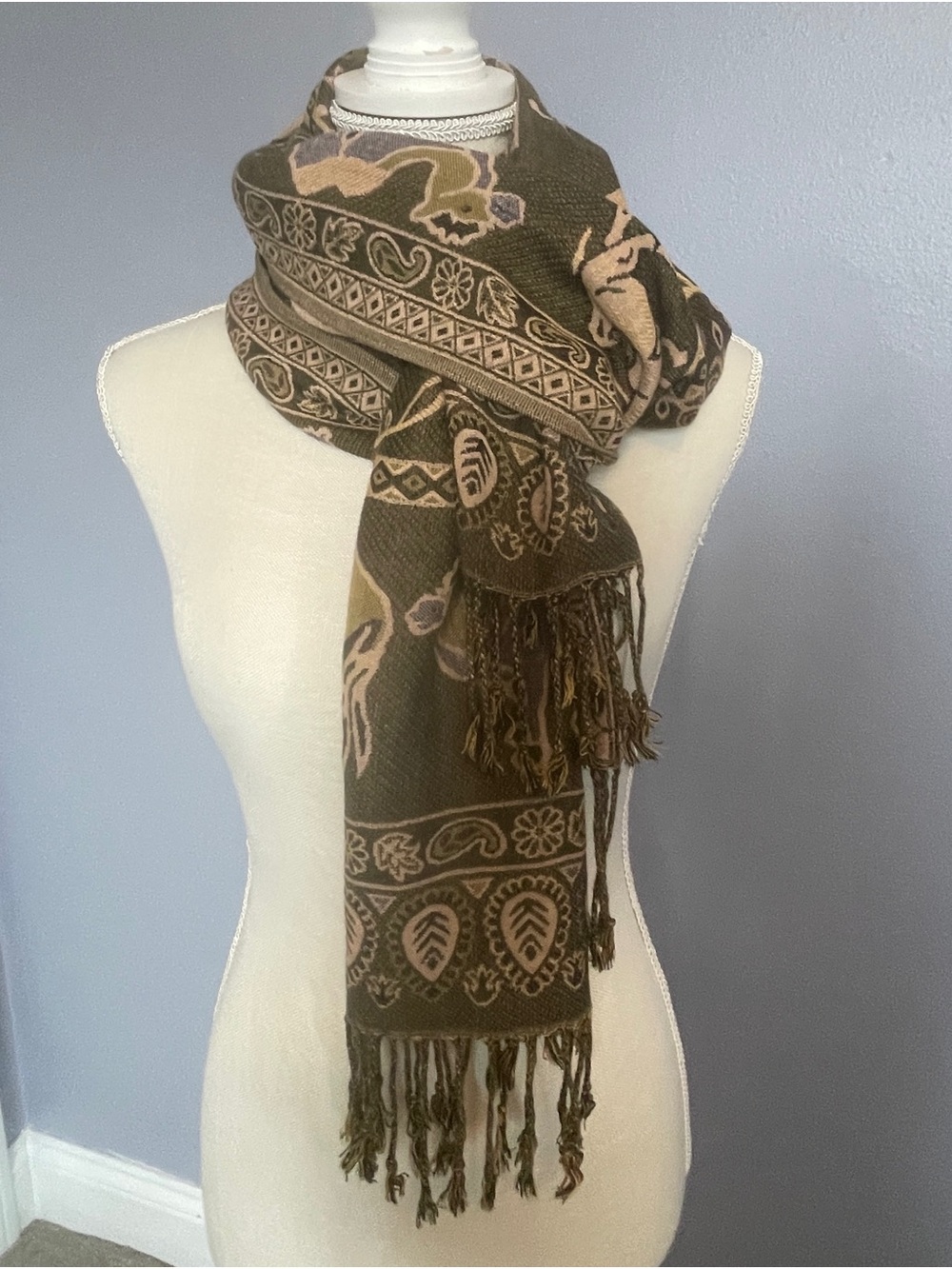 NWT Pashmina Egyptian Desert Themed Scarf